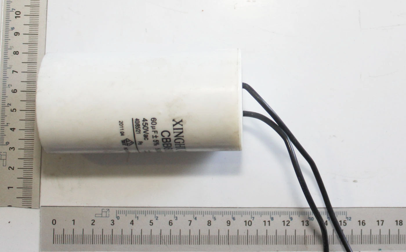 SCHEPPACH - Condensateur 60µF / 450V Pour HS510 Et HL710 1 SCHEPPACH - Condensateur 60µF / 450V Pour HS510 Et HL710