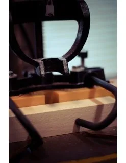 HOLZPROFI - KTPM Kit De Transformation Perceuse à Colonne En Mortaiseuse à Bédane Carré -Outillage Boutique HOLZPROFI KTPM Kit de transformation 1