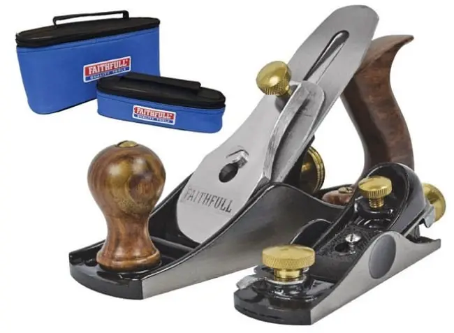 FAITHFULL - Lot Composé D'un Rabot N°4 Et D'un Rabot 60 1/2 1 FAITHFULL - Lot Composé D'un Rabot N°4 Et D'un Rabot 60 1/2